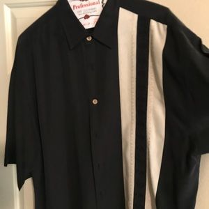 Men’s button-down casual shirt